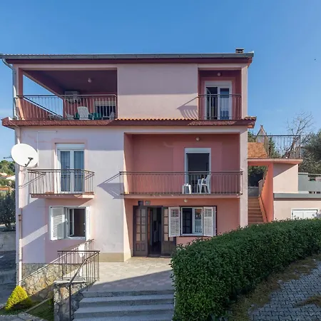 In With Kitchen * Banjol