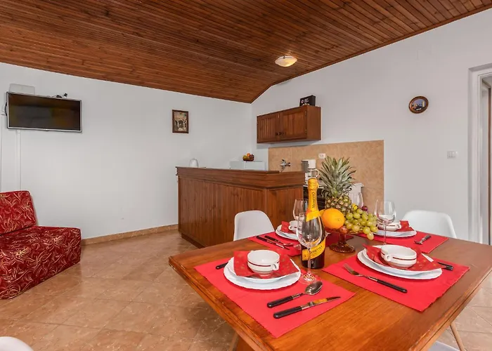 In With Kitchen Банёл