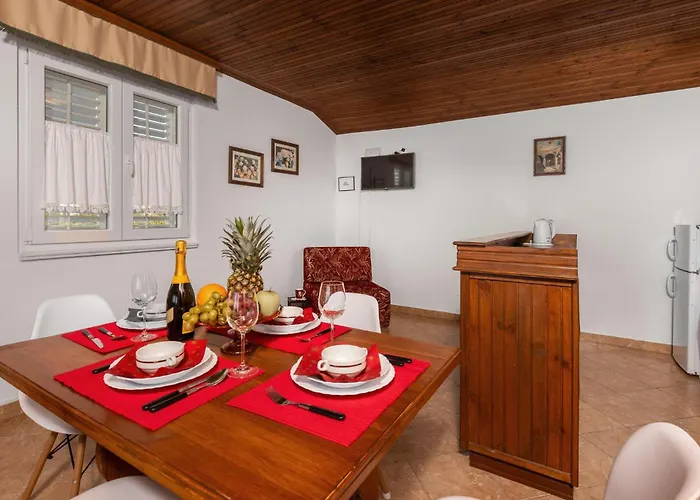 In With Kitchen Банёл