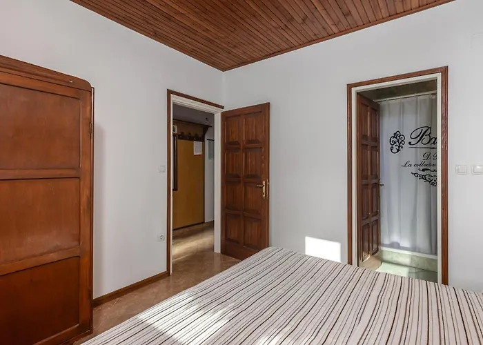 Apartament In With Kitchen